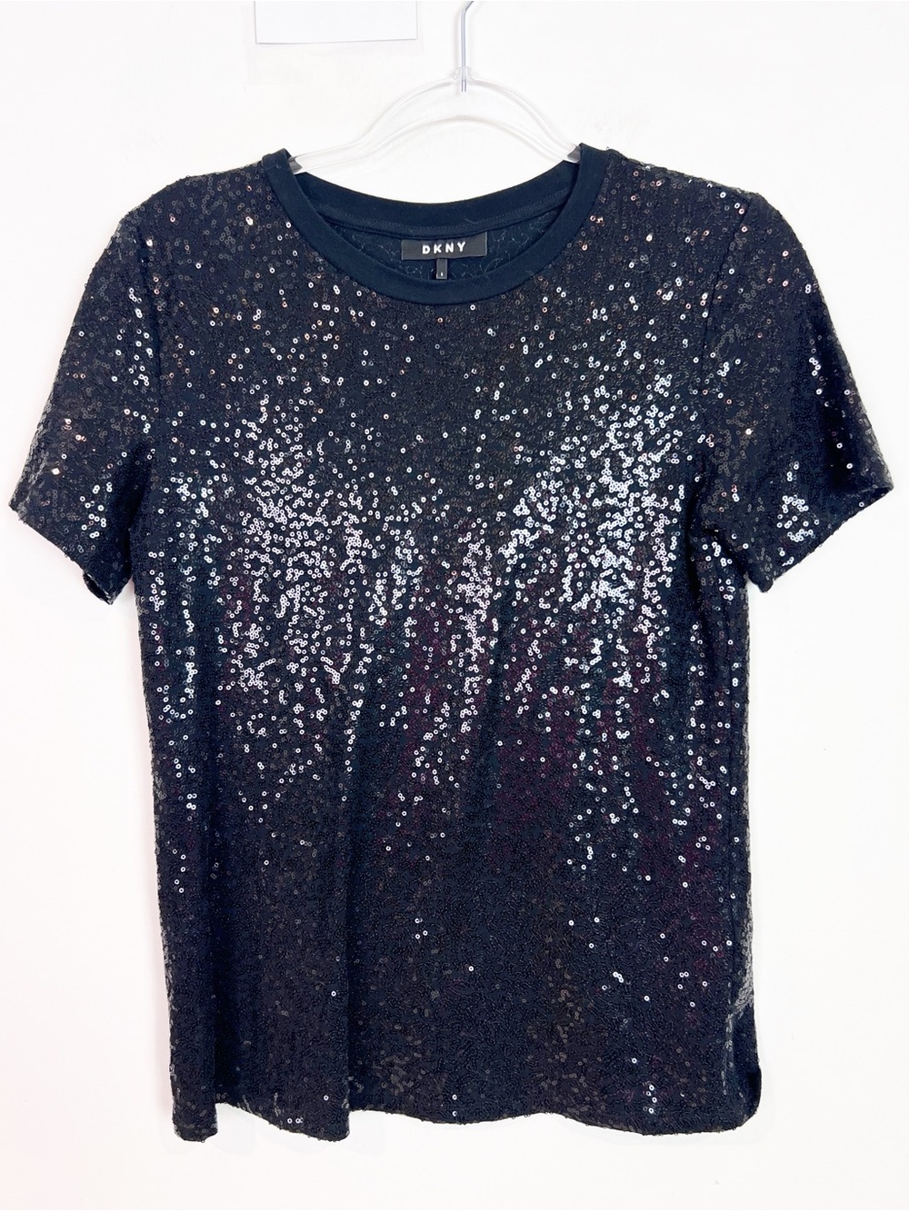 DKNY BLACK SEQUIN SHORT SLEEVE SHIRT WOMENS SZ SMALL
